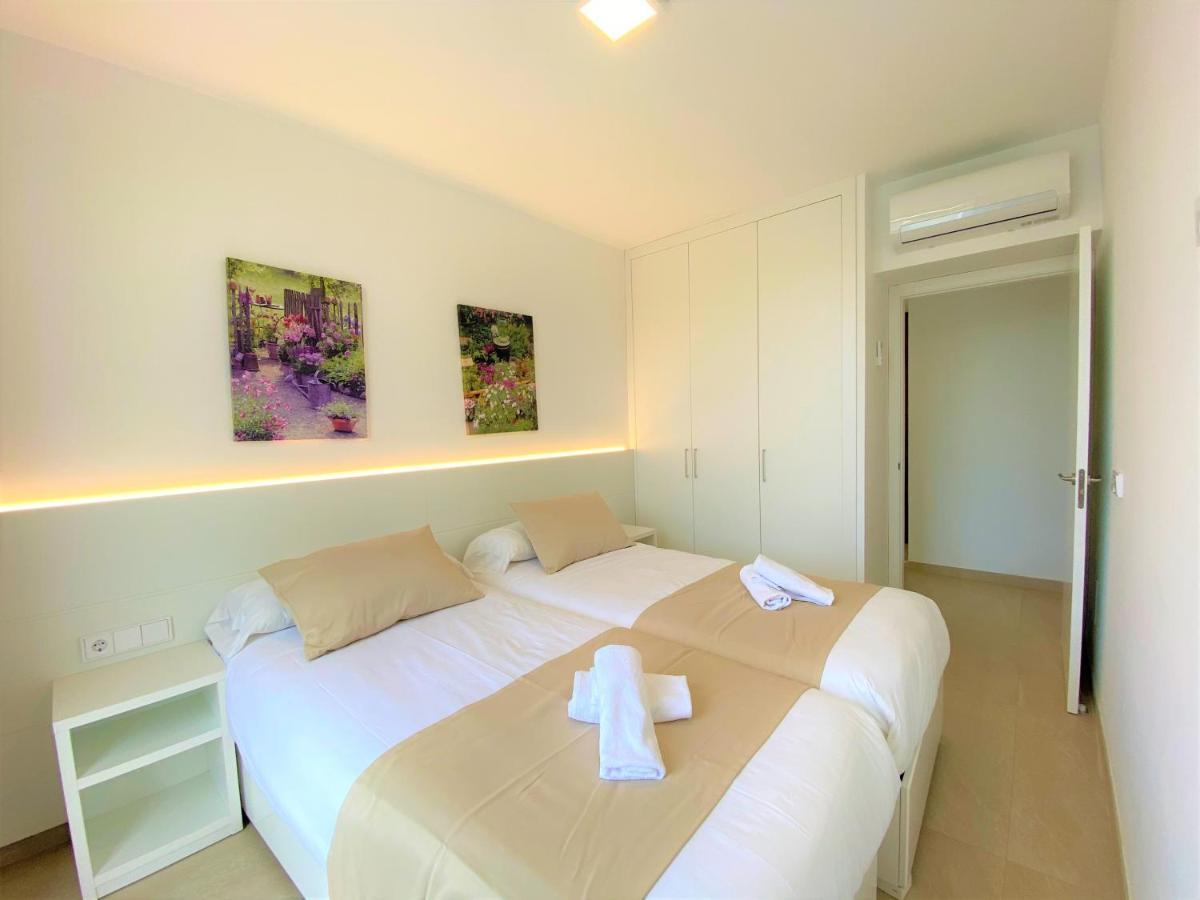 Villa Lucia Cala'N Blanes  ภายนอก รูปภาพ